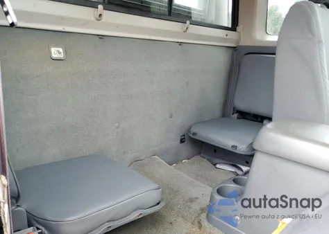 2001 Nissan Frontier King Cab Xe z USA, uszkodzony, nr VIN 1N6DD26S01C402804